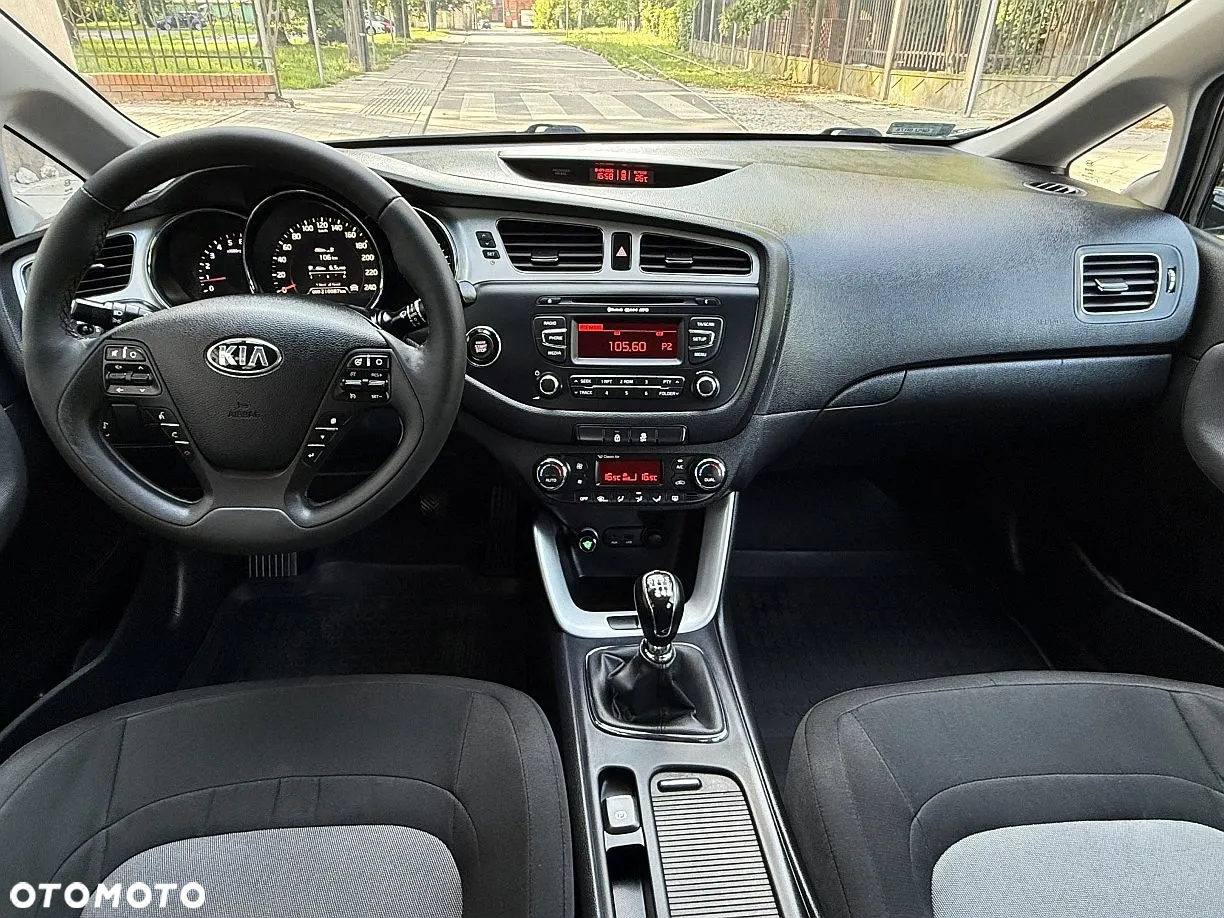 Kia Ceed Cee'd 1.6 CRDi L - 17