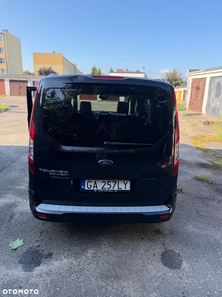 Ford Tourneo Connect - 19