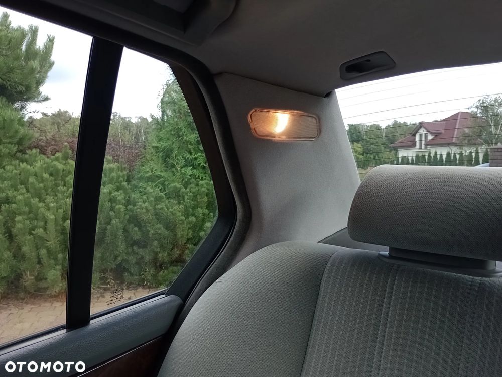 BMW Seria 7 - 20