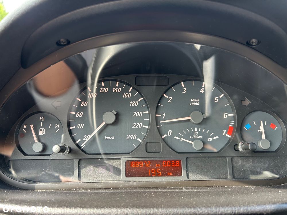 BMW Seria 3 - 13