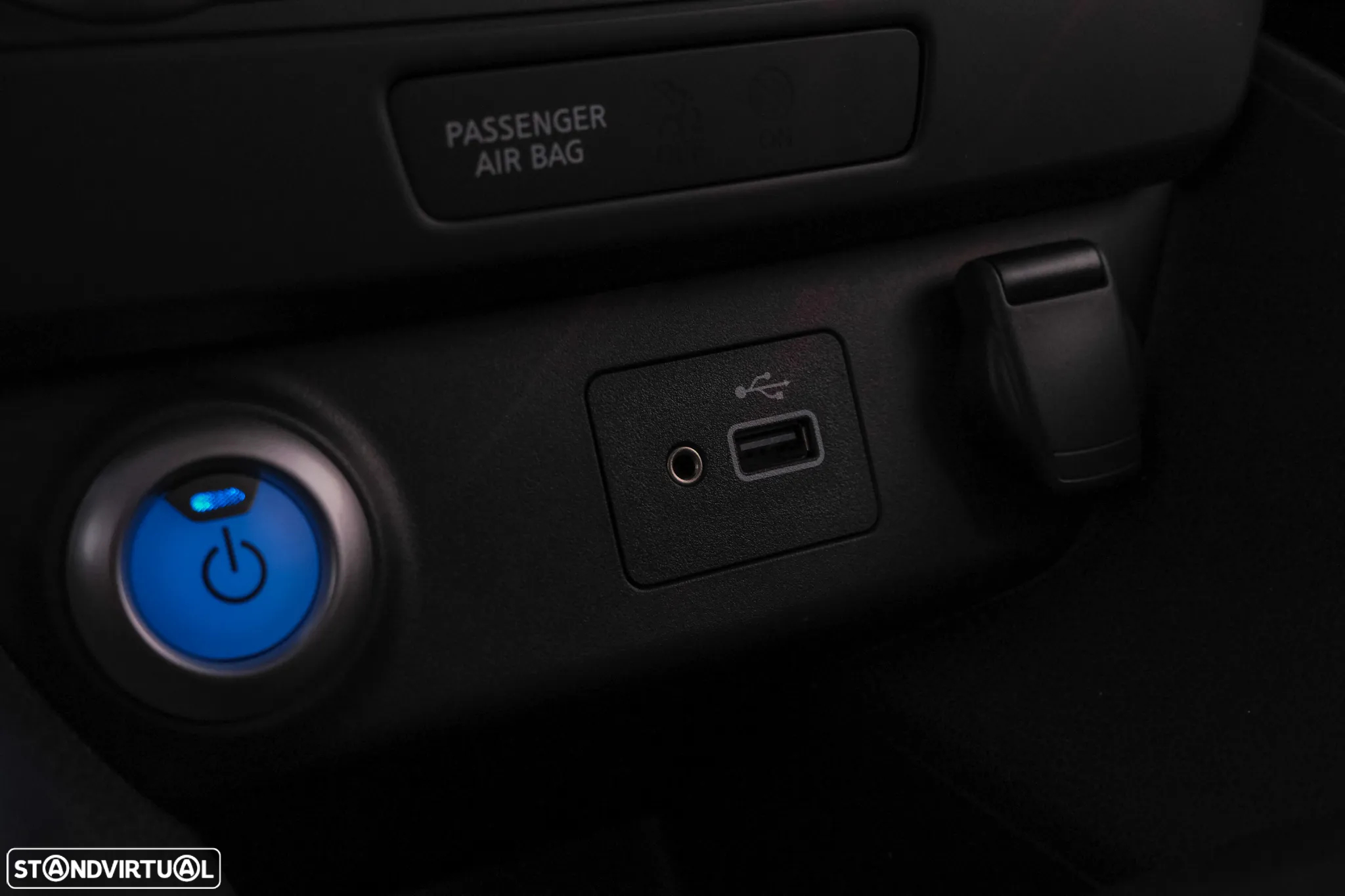 Nissan Leaf N-Connecta - 34
