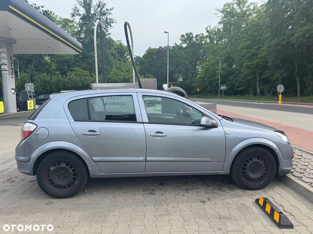 Opel Astra 1.4 Elegance - 2