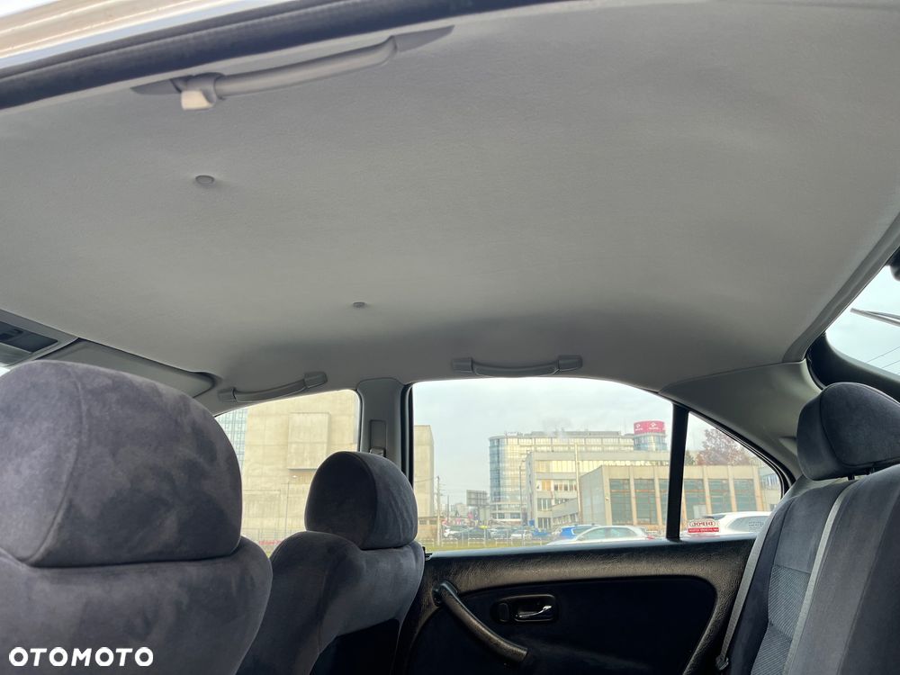 Honda Civic 1.4i S - 16