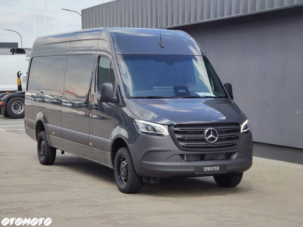 Mercedes-Benz Sprinter - 5
