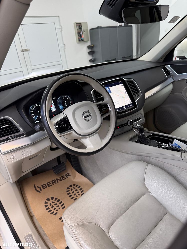 Volvo XC 90 D5 AWD Inscription - 8