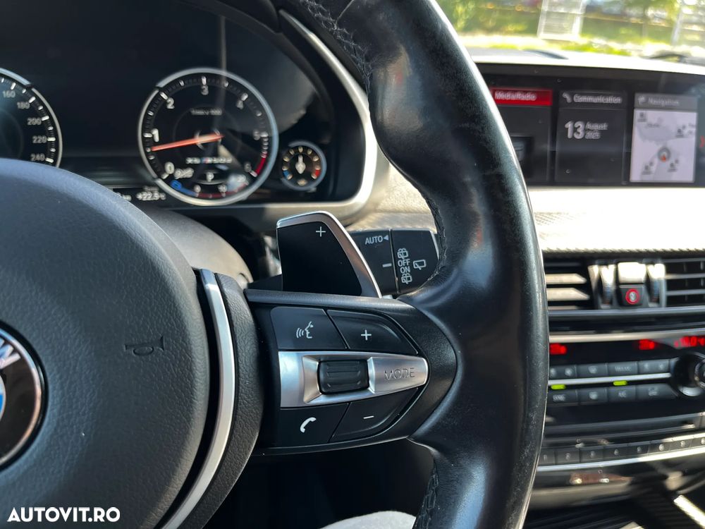 BMW X5 M M50d - 17