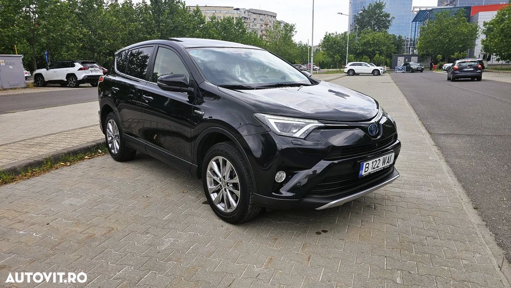 Toyota RAV4 2.5 VVT-i 4x4 Luxury - 2