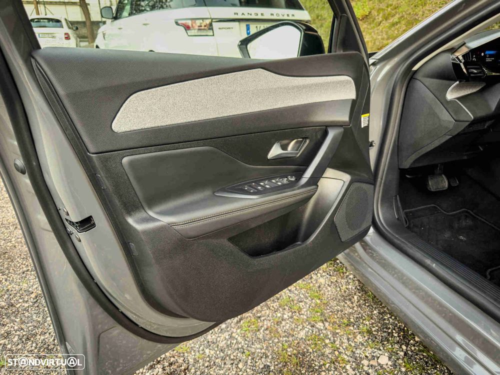 Peugeot 308 1.2 Hybrid Allure e-DCS6 - 14