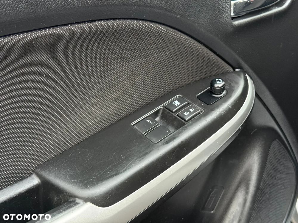 Suzuki Baleno 1.2 Premium Plus - 12