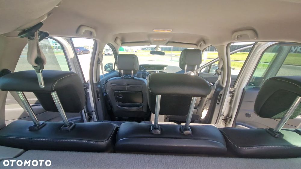 Renault Scenic 1.6 dCi Energy Bose Edition - 8