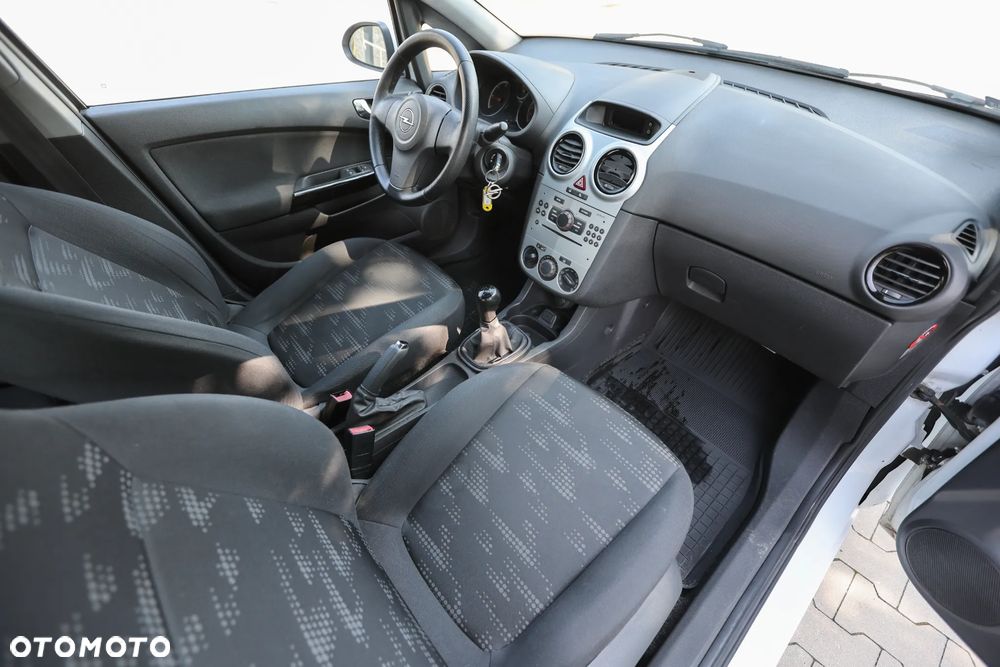Opel Corsa - 14