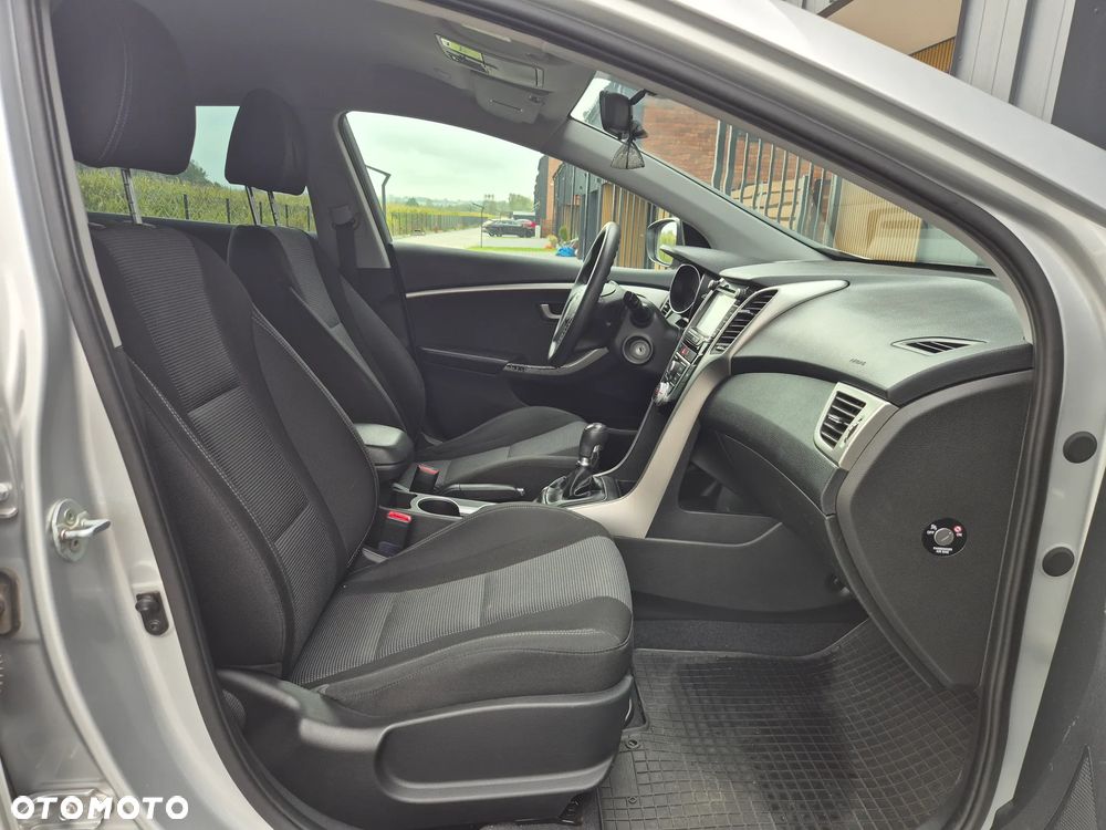 Hyundai i30 1.4 Comfort - 7
