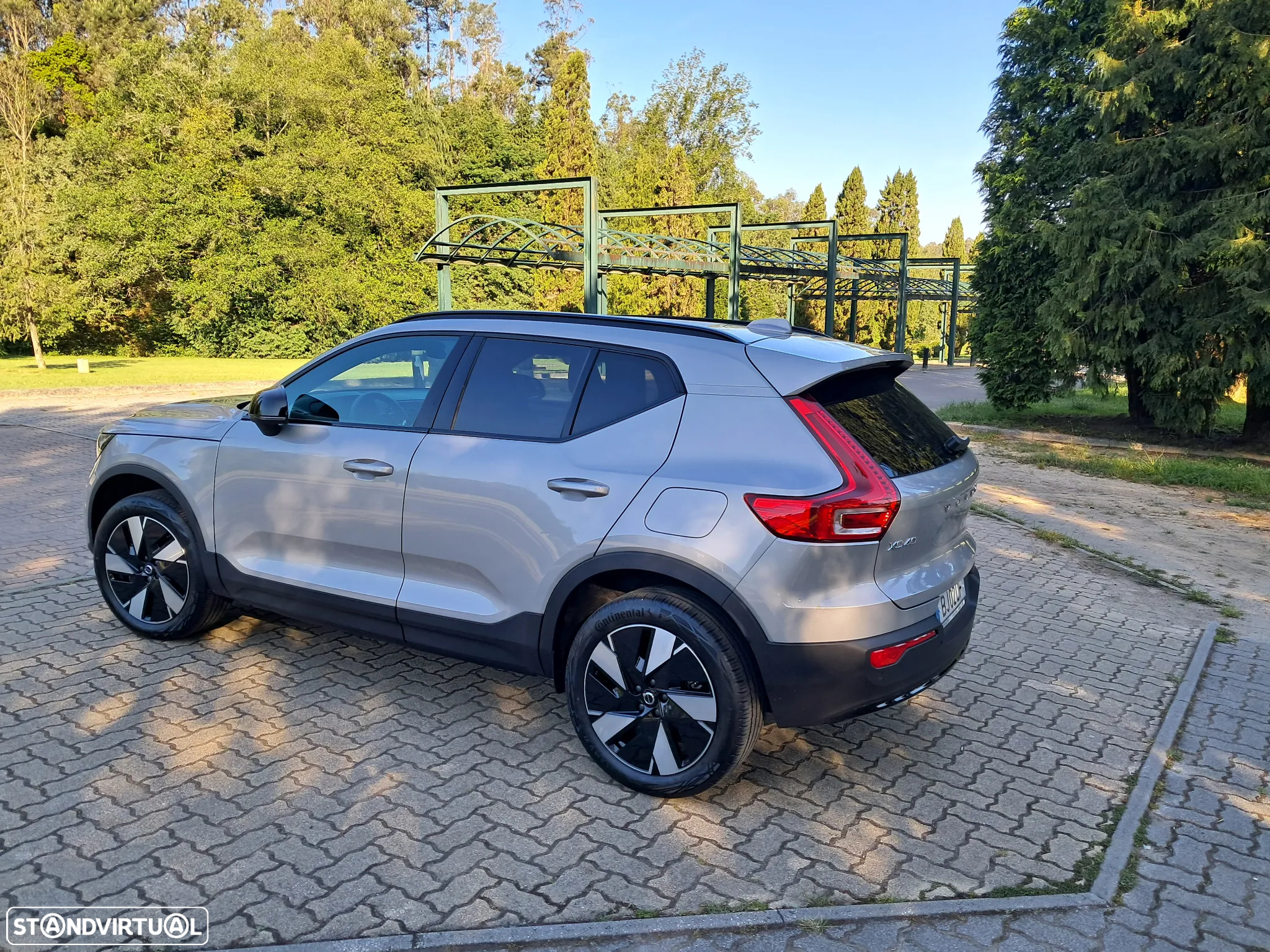 Volvo XC 40 Recharge Core - 5