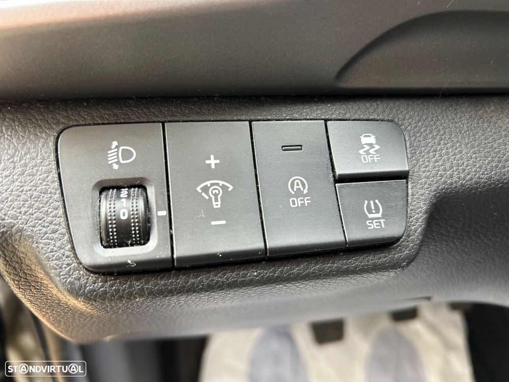Kia Stonic 1.2 Dynamic - 21