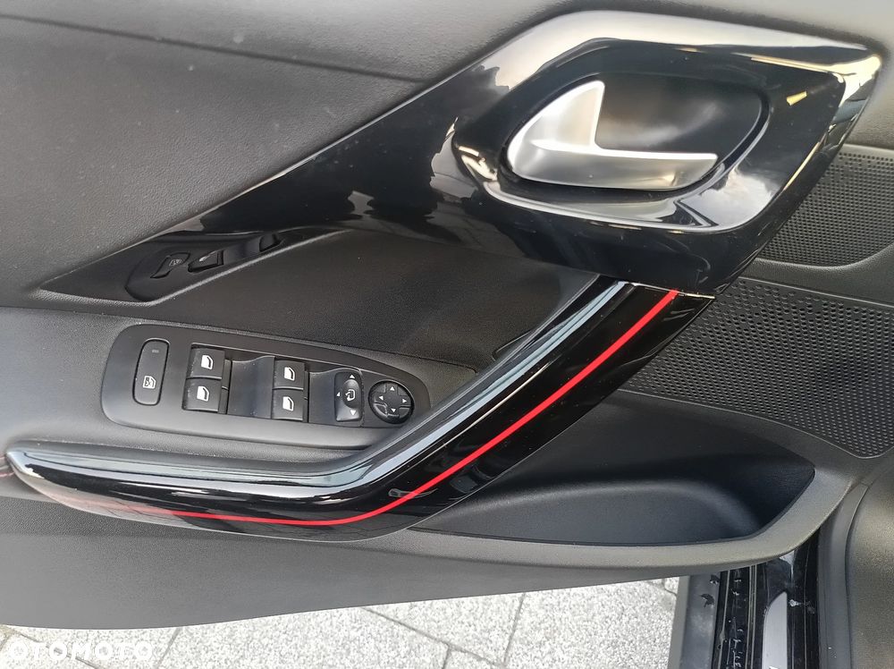 Peugeot 2008 PureTech 110 Stop&Start GT-Line Edition - 12