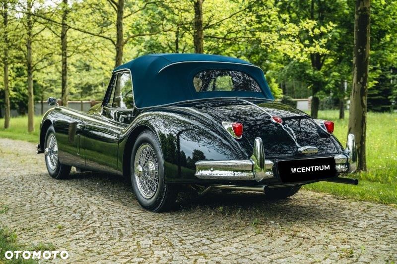 Jaguar XK - 13
