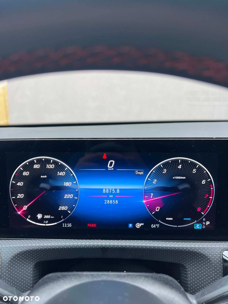 Mercedes-Benz CLA - 13