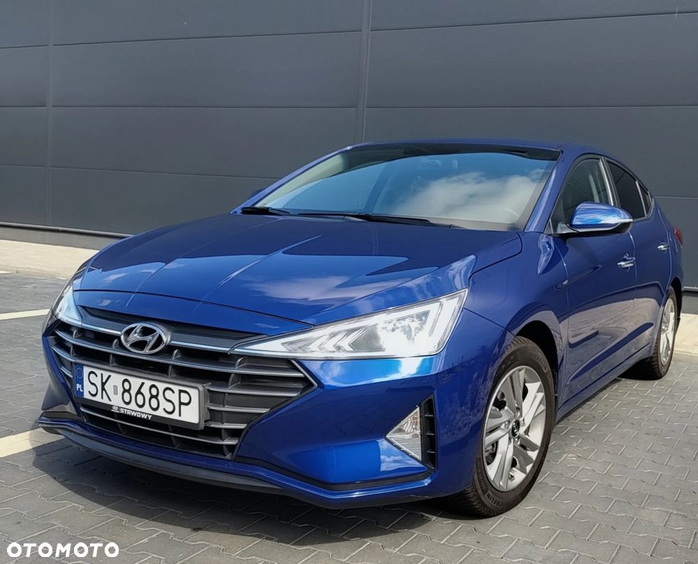Hyundai Elantra 1.6 Comfort - 4
