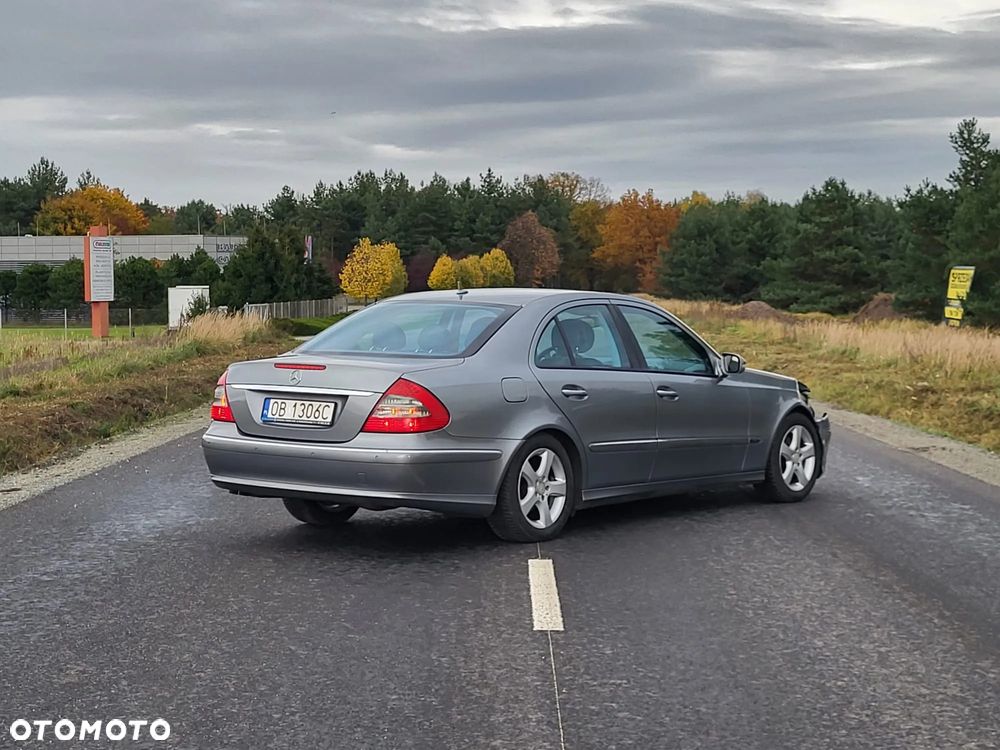 Mercedes-Benz Klasa E - 7