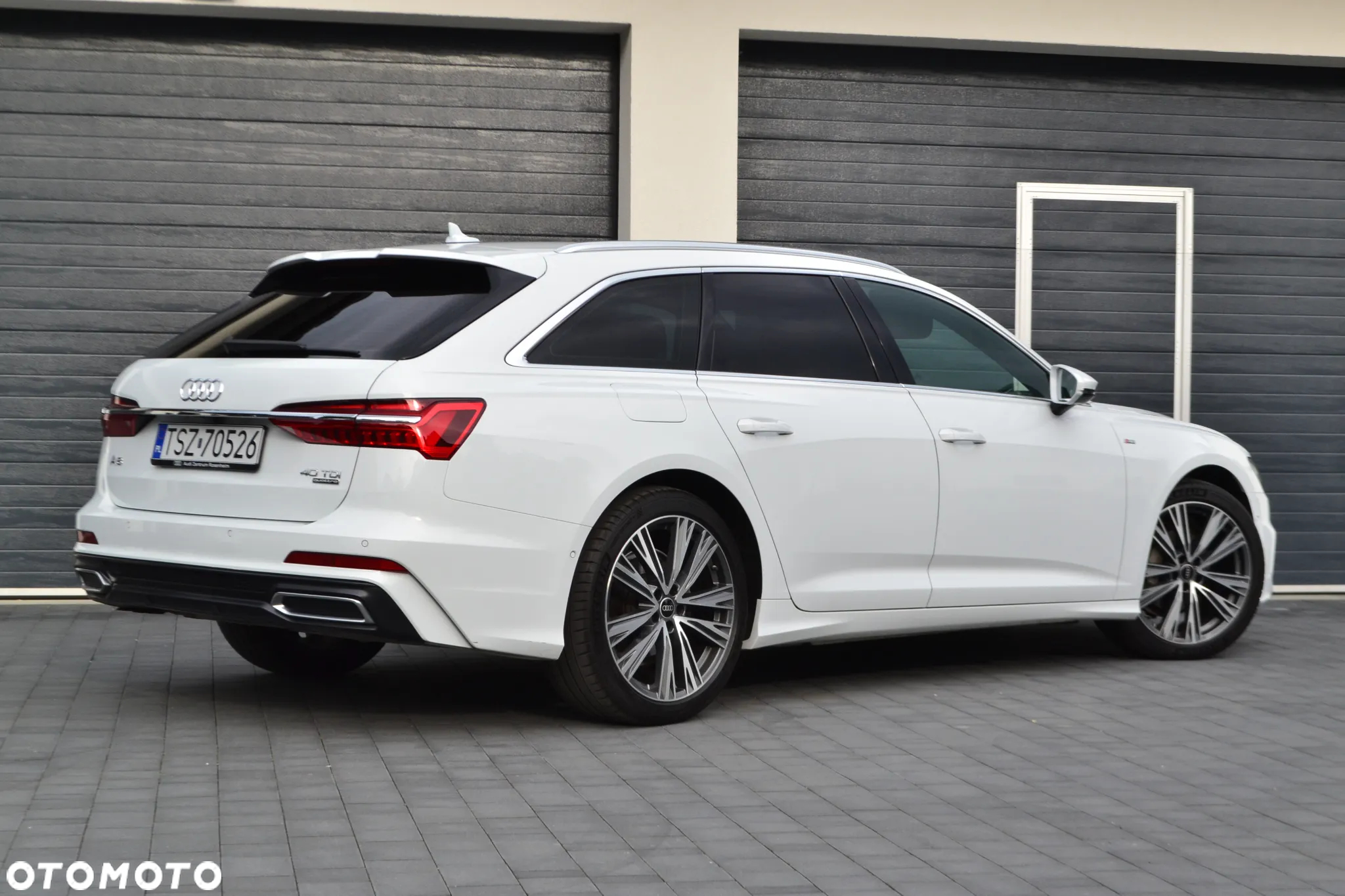 Audi A6 Avant 40 TDI quattro S tronic S line - 3