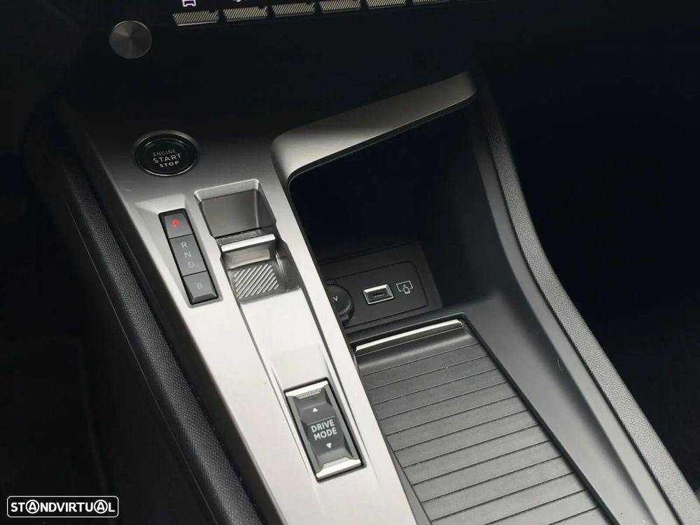Peugeot 308 180 e-EAT8 Active Pack - 18