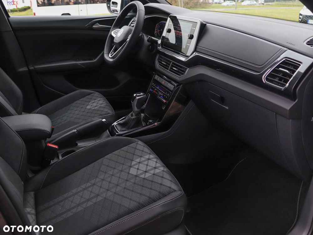 Volkswagen T-Cross - 14