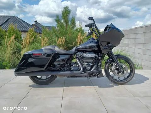 Harley-Davidson Touring Road Glide - 15