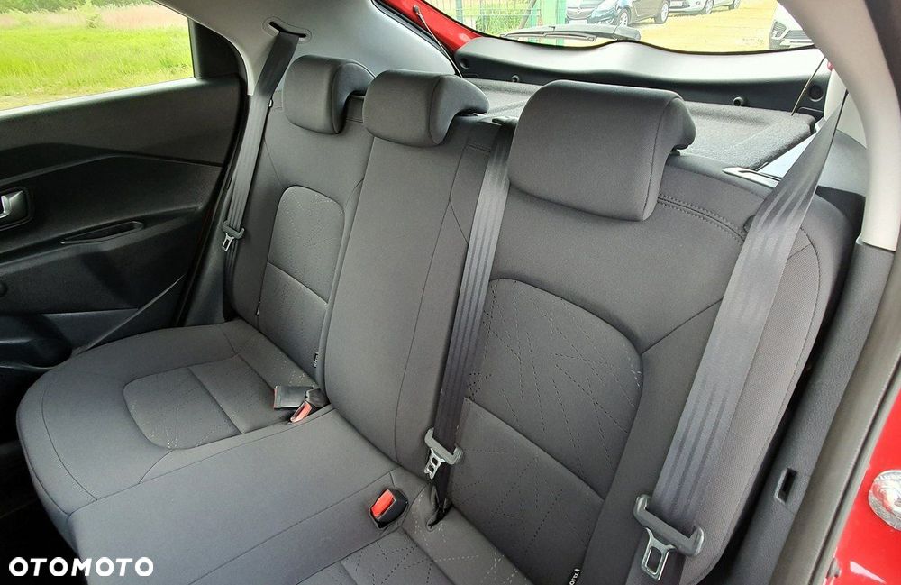 Kia Rio - 15