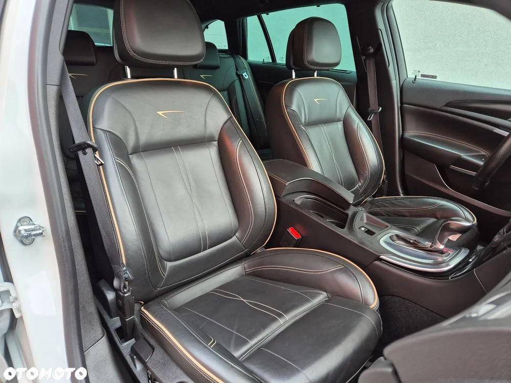 Opel Insignia 2.0 SIDI Turbo 4x4 Innovation - 18