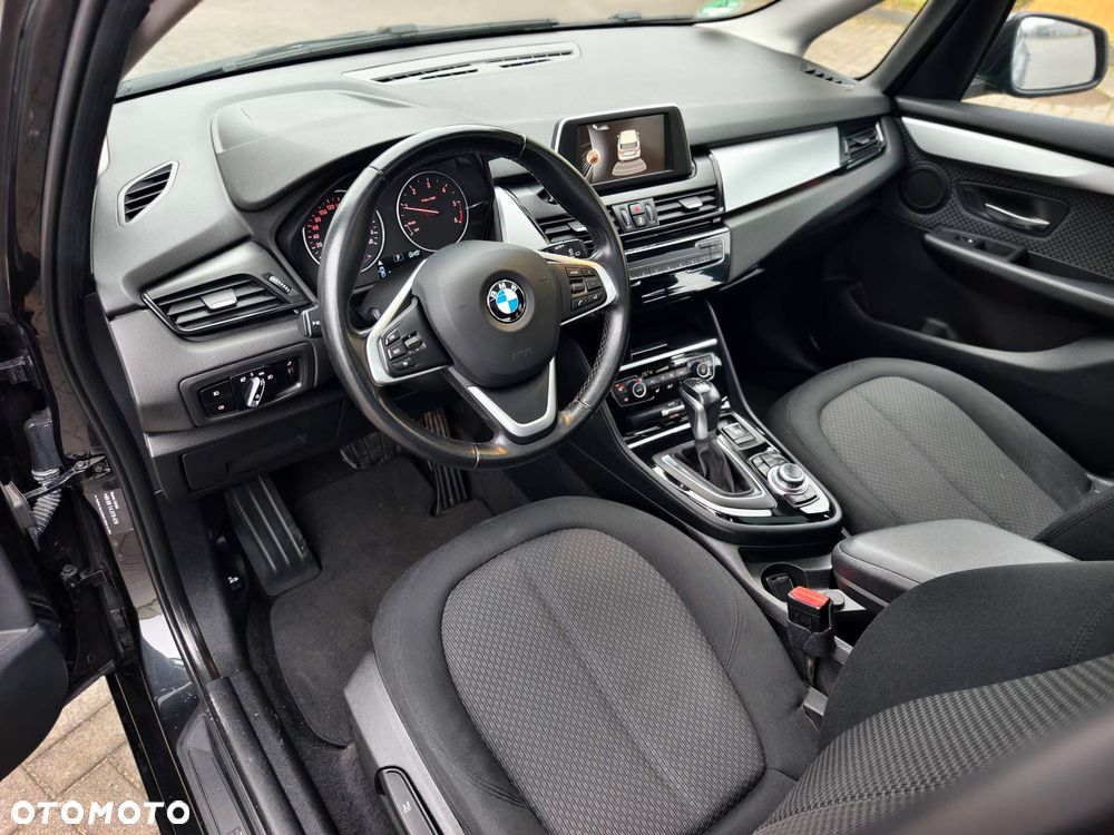 BMW Seria 2 218d Sport-Aut Advantage - 6