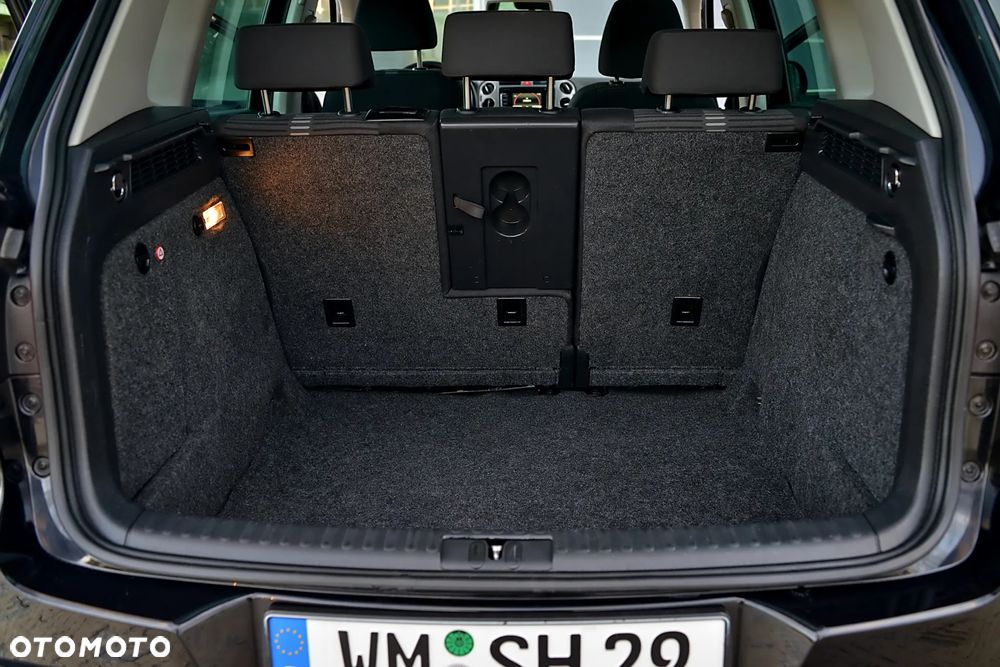Volkswagen Tiguan - 27