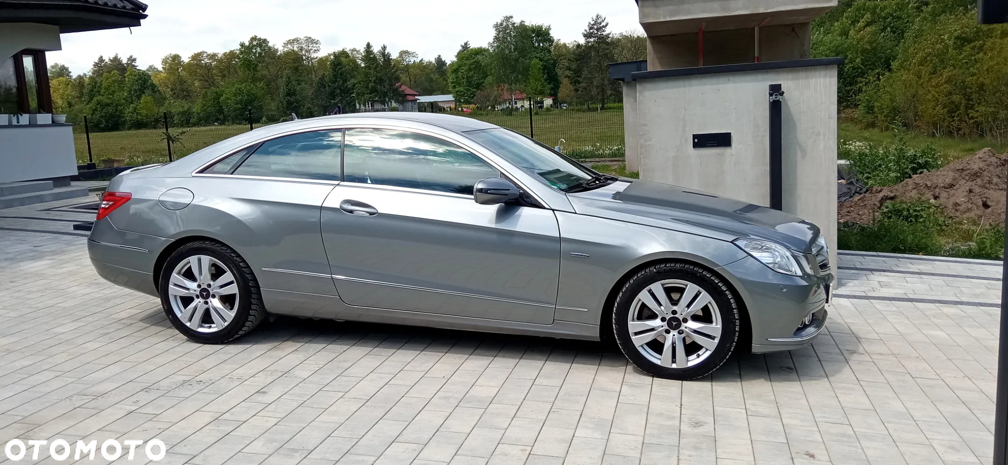 Mercedes-Benz Klasa E 250 CGI BlueEffICIENCY - 10
