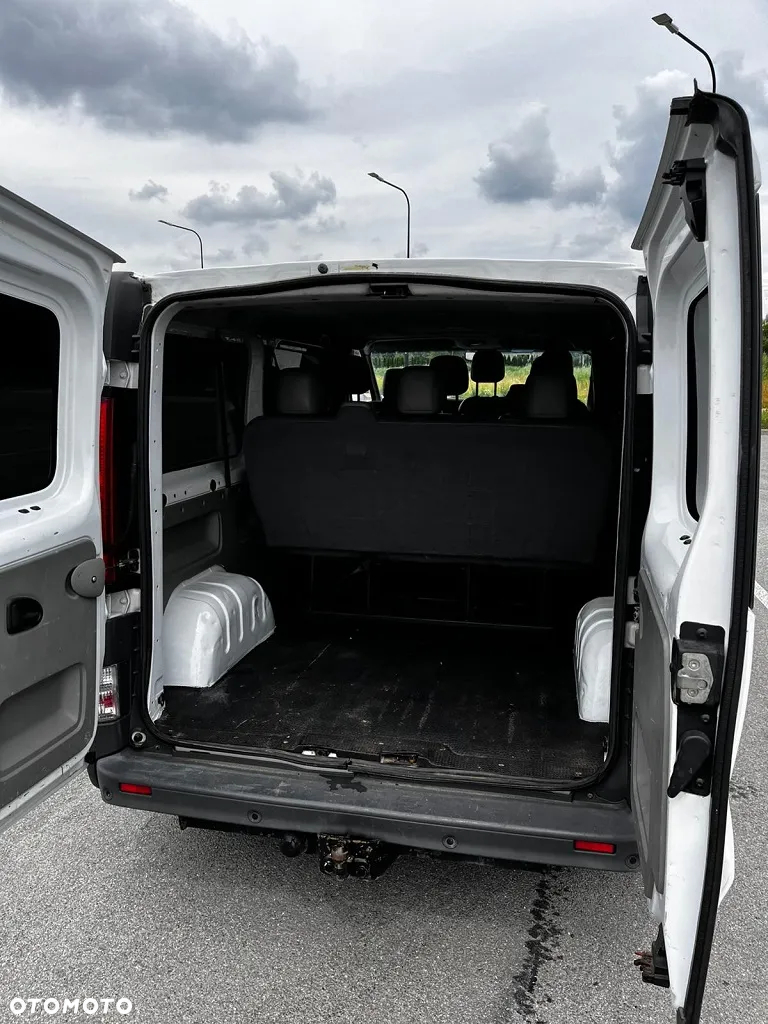 Opel Vivaro L2H1 2.9t - 9
