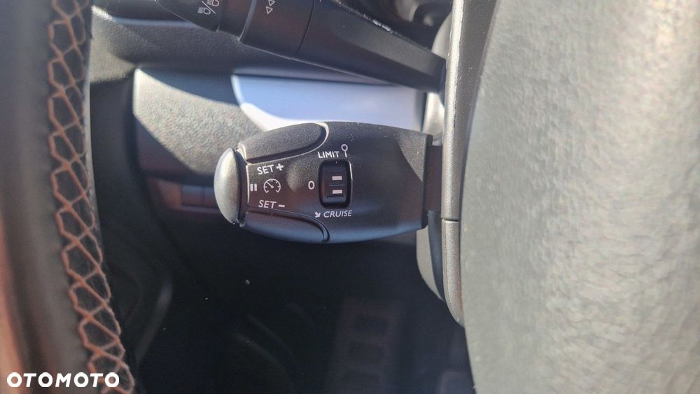Opel Vivaro - 23