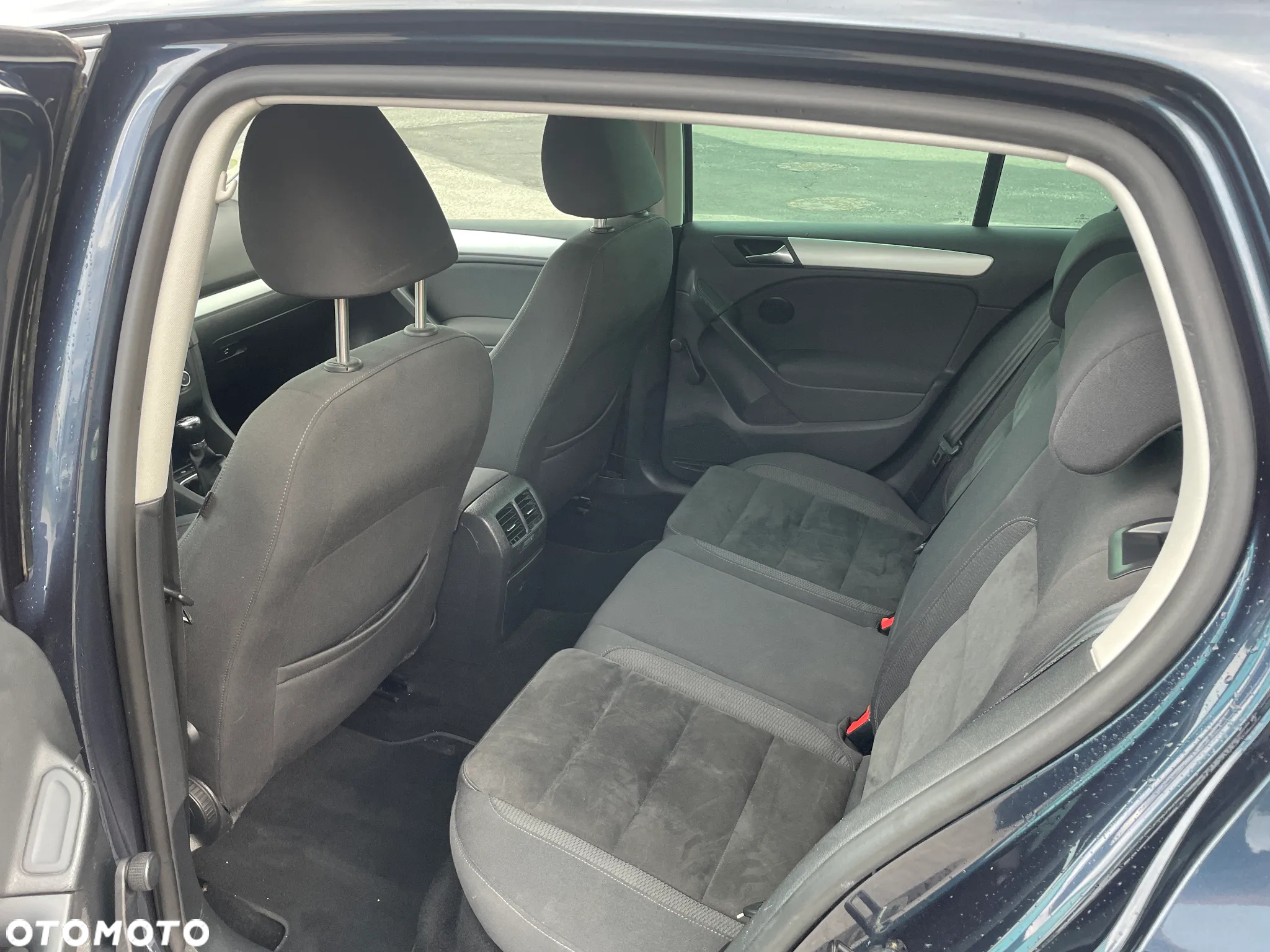 Volkswagen Golf 2.0 TDI DPF 4Motion Highline - 12