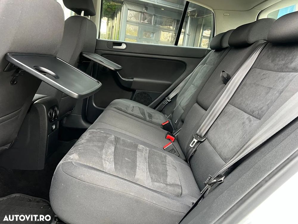 Volkswagen Golf Plus - 7