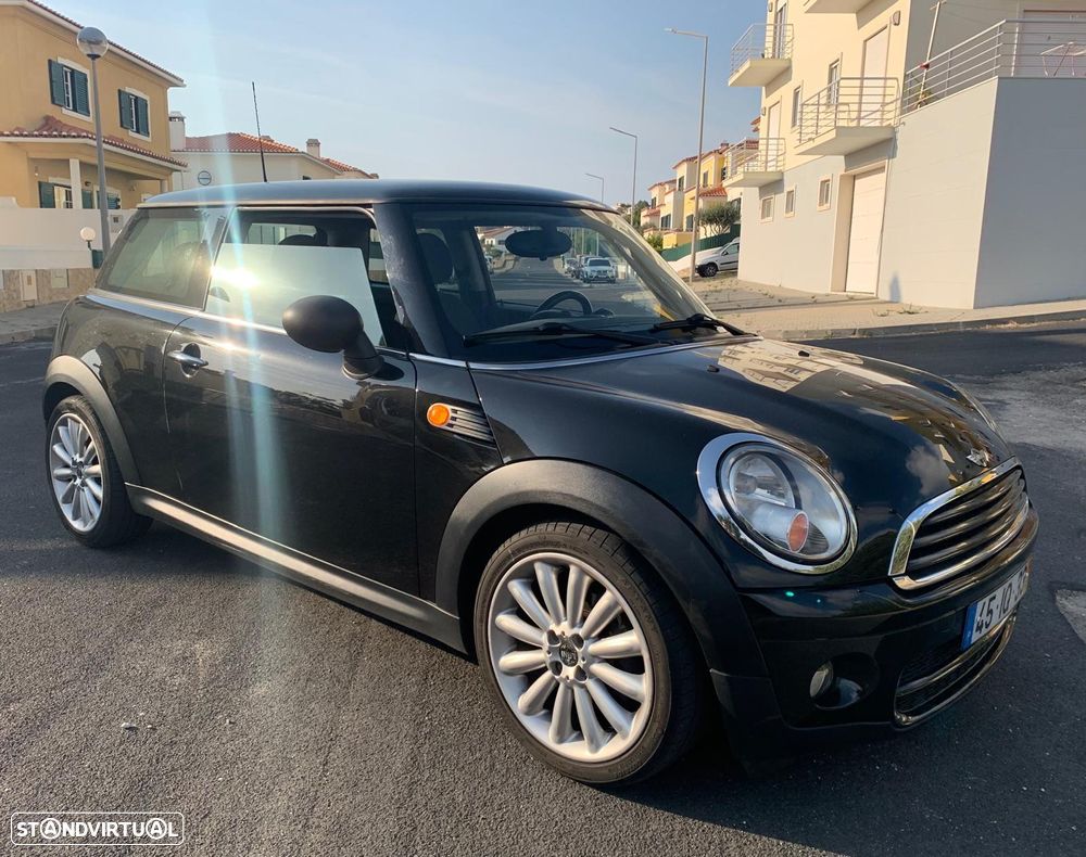 MINI 3 Portas One D - 2