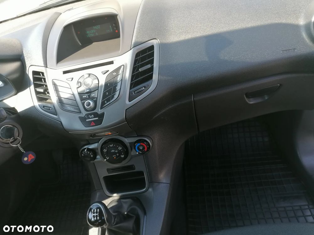 Ford Fiesta 1.25 Silver X (Ambiente) EU6 - 15