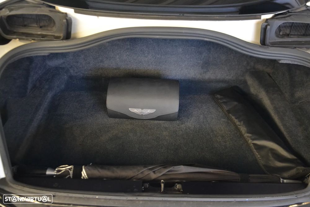 Aston Martin DB11 Coupé V12 Auto - 44