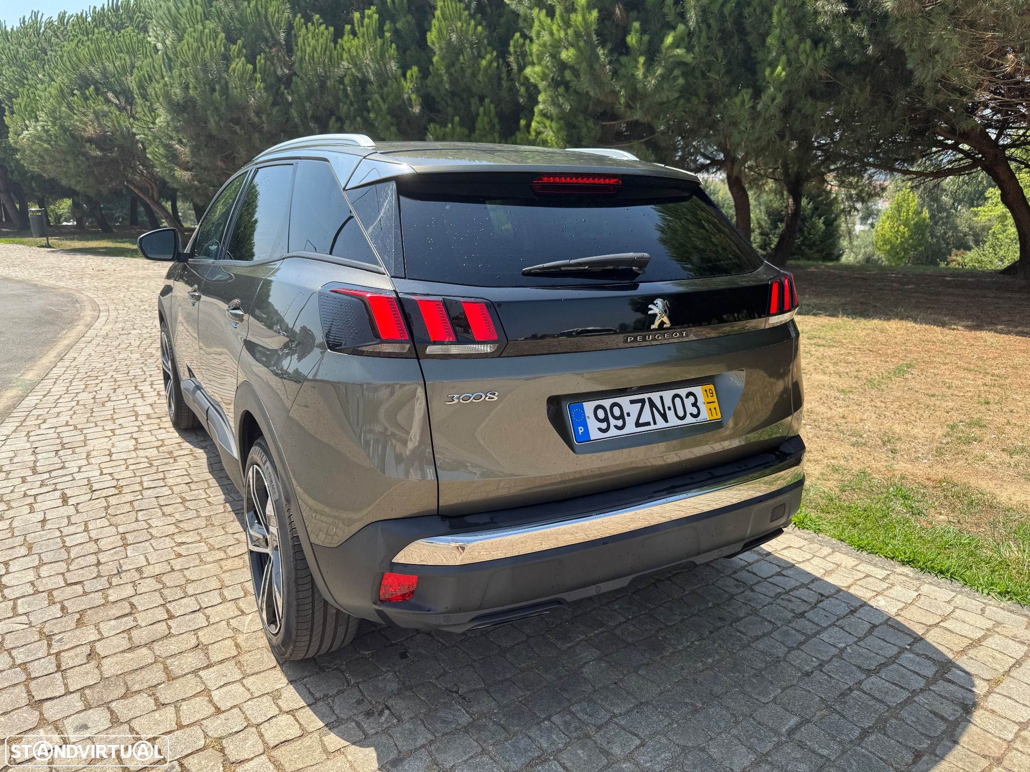 Peugeot 3008 1.5 BlueHDi Allure - 24