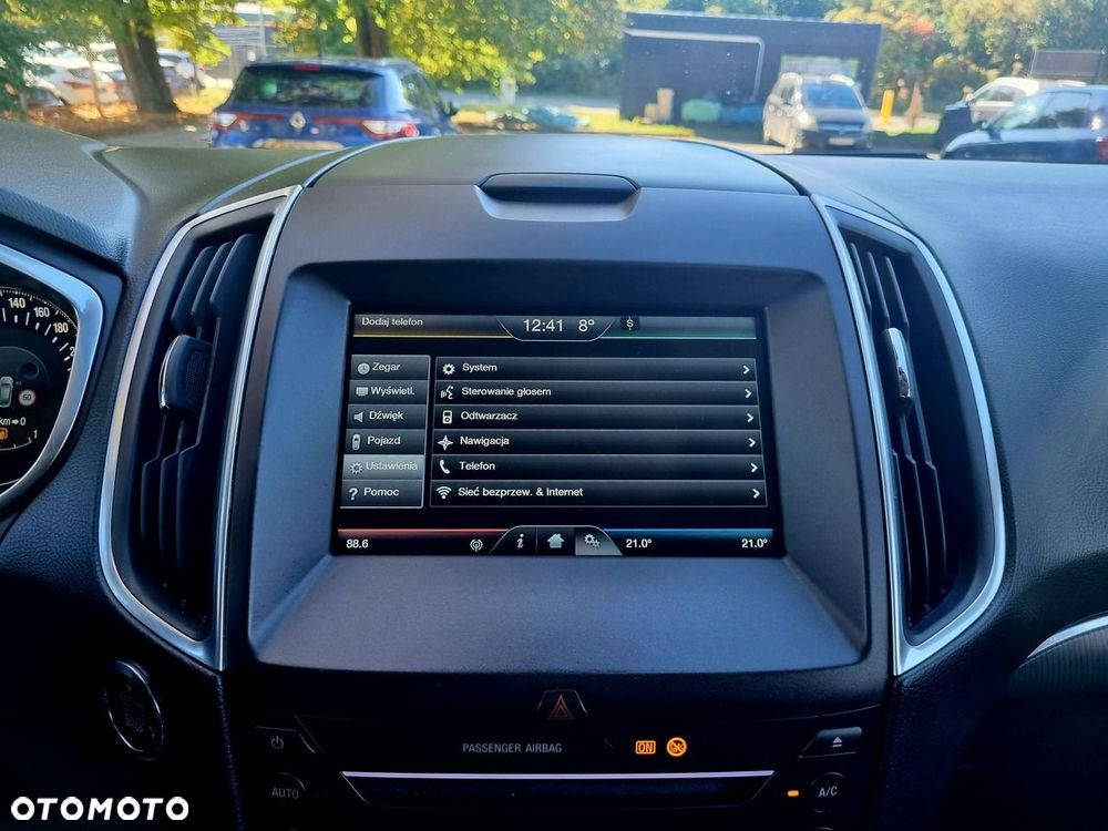 Ford S-Max 2.0 EcoBoost Titanium - 25