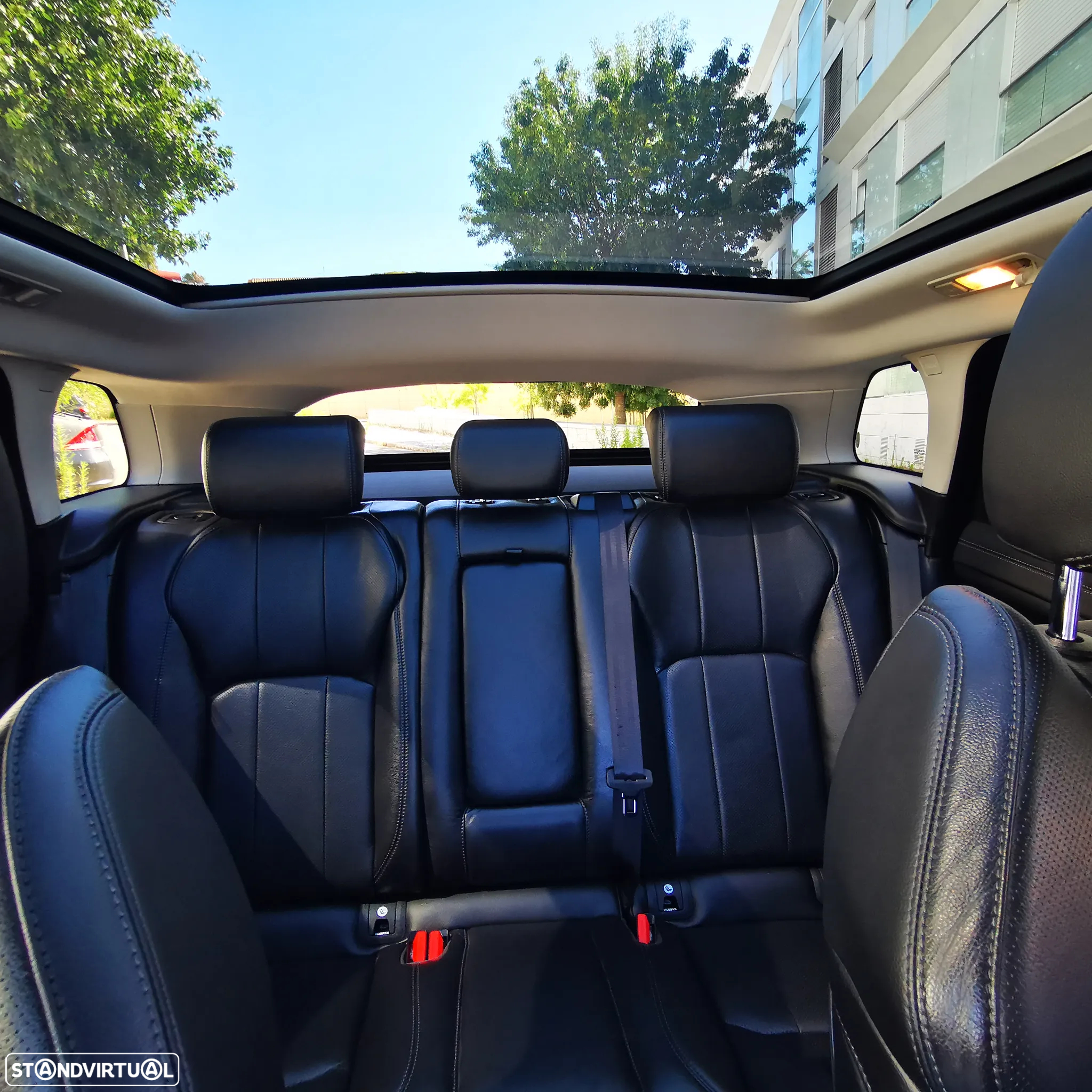 Land Rover Range Rover Evoque 2.0 eD4 SE Dynamic - 39