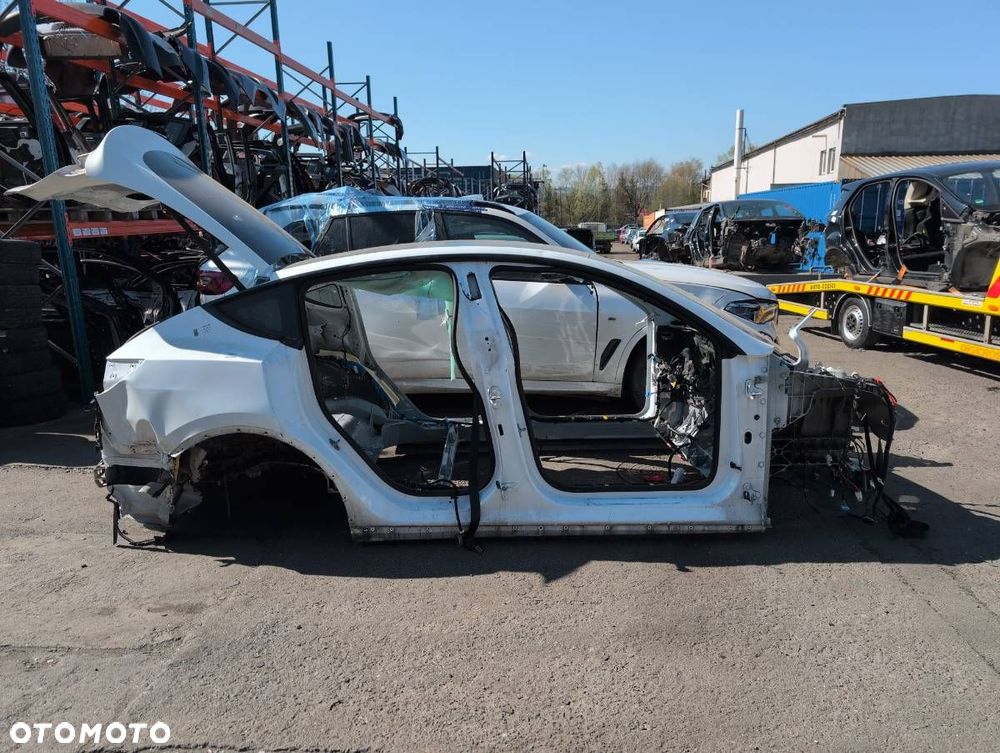 KAROSERIA ĆWIARTKA BŁOTNIK PRÓG DACH PODŁUŻNICA TESLA MODEL Y (5YJY) 2019 - 2022 EV 235 kW [320 - 12
