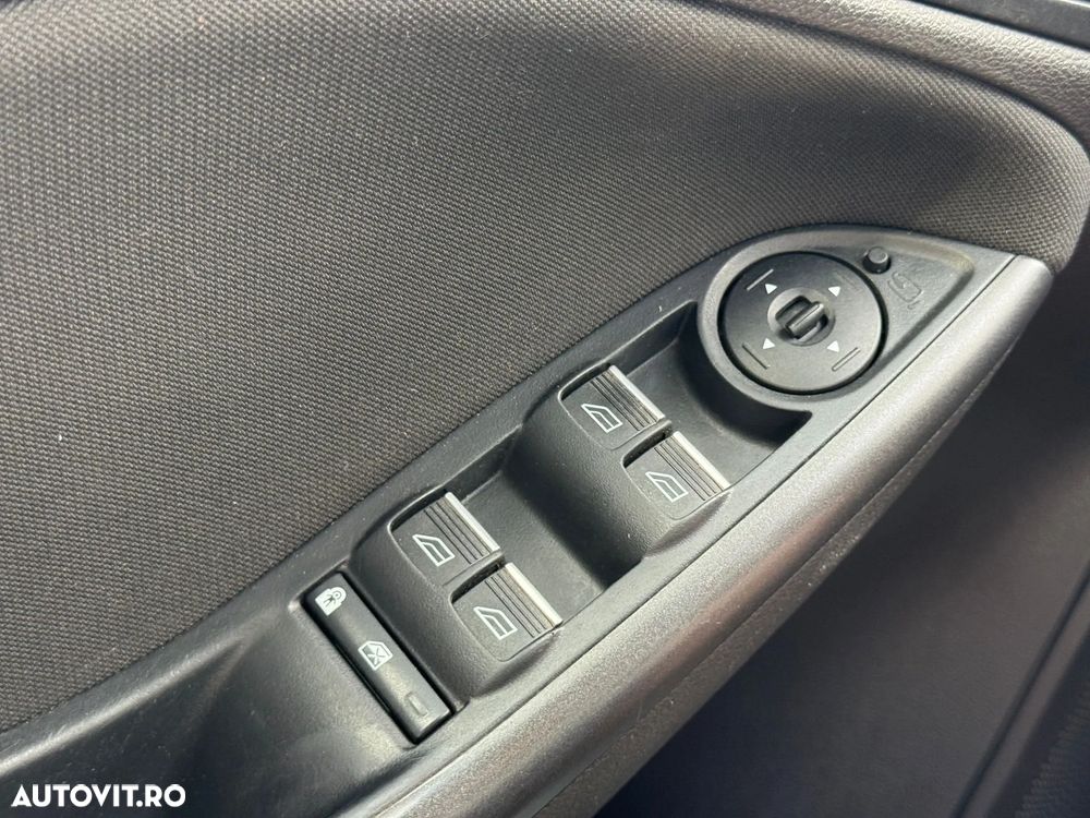 Ford Focus 1.5 TDCi DPF Start-Stopp-System Trend - 20