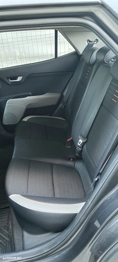 Kia Stonic - 14