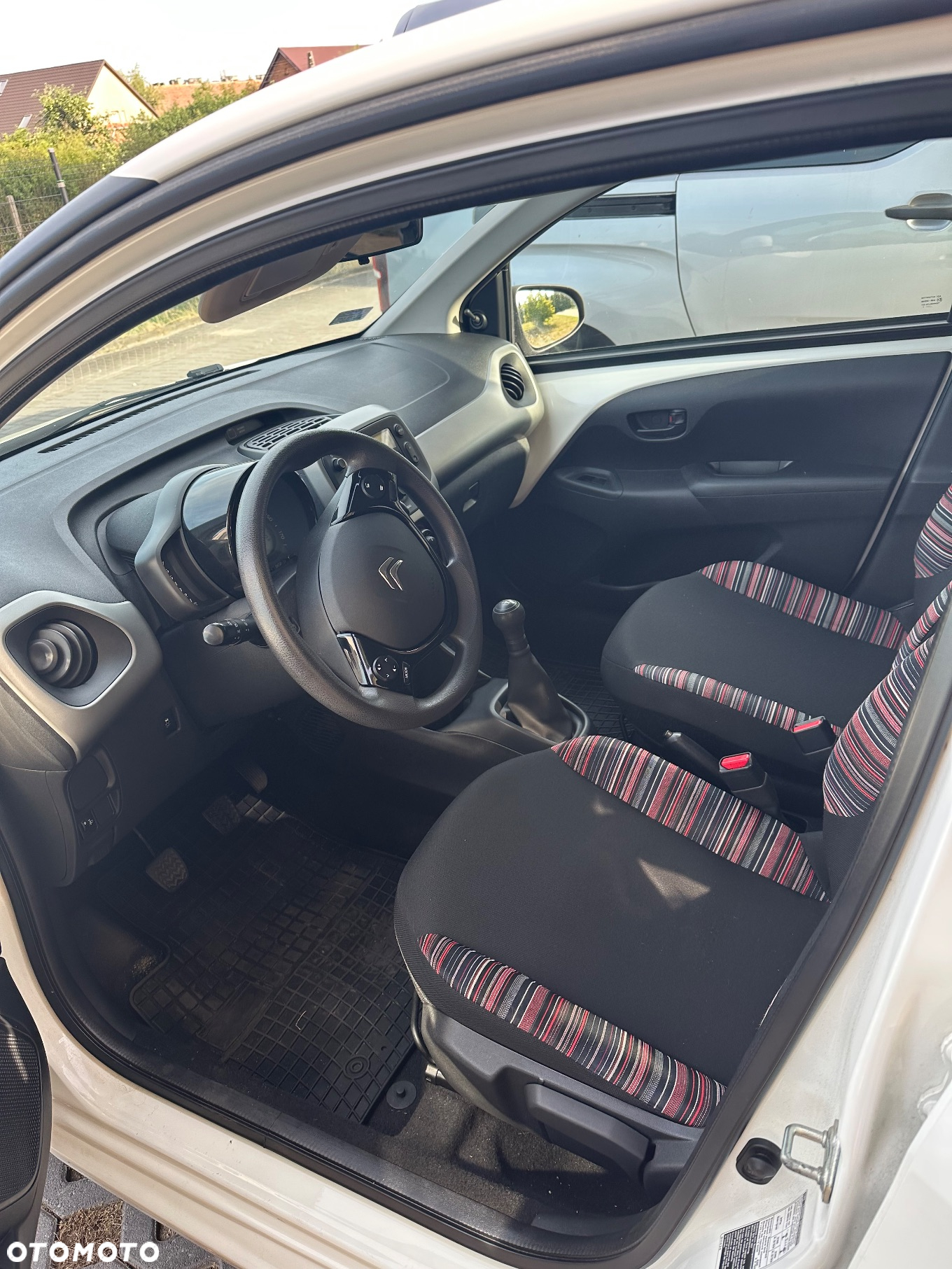 Citroën C1 1.2 Pure Tech Feel - 4
