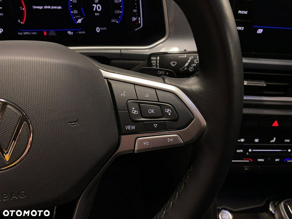 Volkswagen T-Roc - 22