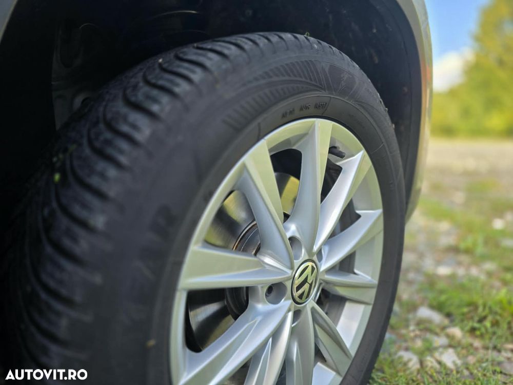 Volkswagen Tiguan 2.0 TDI 4Motion DSG Sport & Style - 10
