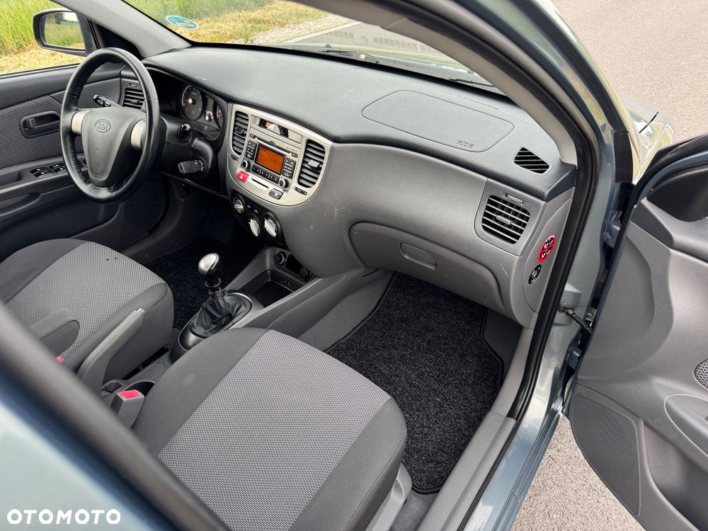 Kia Rio 1.4 EX Basis - 13