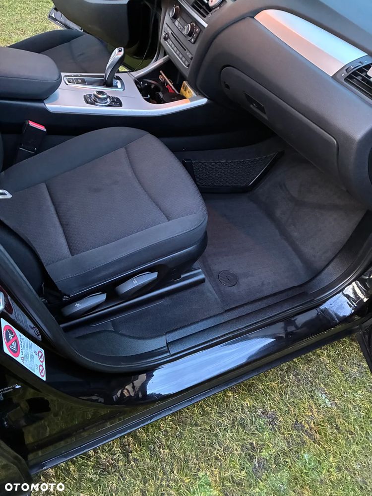 BMW X3 xDrive20d - 8